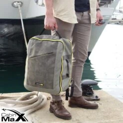 CabinMax Manhatten Reistas– Handbagage 30L - Rugzak – Backpack - 45x36x20cm – Lichtgewicht - Zwart -Bagageopslag 1200x1200 1070