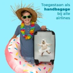 NoBoringSuitcases.com® Koffer - IJsbeer - Rok - Wit - Portret - Dieren - Trolley Op Wieltjes - Reiskoffer - Past Binnen 55x40x20 Cm En 55x35x25 Cm - Fotokoffer -Bagageopslag 1200x1200 150