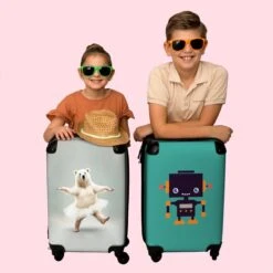 NoBoringSuitcases.com® Koffer - IJsbeer - Rok - Wit - Portret - Dieren - Trolley Op Wieltjes - Reiskoffer - Past Binnen 55x40x20 Cm En 55x35x25 Cm - Fotokoffer -Bagageopslag 1200x1200 152