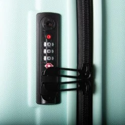 Oistr Noorvik 4 Wheel Spinner 69 Mint Green -Bagageopslag 1200x1200 452