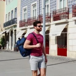 CabinMax Metz Reistas – Handbagage 20L – Rugzak – Schooltas - 40x25x20 Cm – Compact Backpack – Lichtgewicht – Oxide Rood 27 CabinMax Metz Reistas – Handbagage 20L – Rugzak – Schooltas - 40x25x20 Cm – Compact Backpack – Lichtgewicht – Oxide Rood -Bagageopslag 1200x1200 995