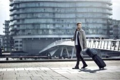 Thule Subterra Handbagagekoffer 36L - 55 Cm - Blauw 27 Thule Subterra Handbagagekoffer 36L - 55 Cm - Blauw -Bagageopslag 1200x805