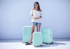 SUITSUIT - Fabulous Fifties - Luminous Mint - Reiskoffer (66 Cm) -Bagageopslag 1200x848