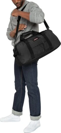 Eastpak STAND + Reistas, 34 Liter - Black -Bagageopslag 558x1200 3