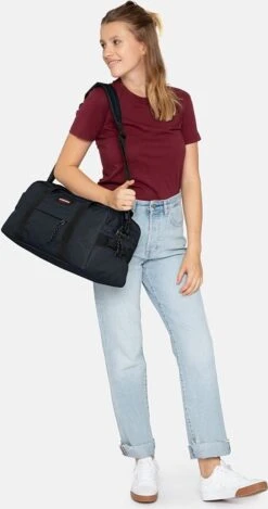 Eastpak COMPACT + Reistas, 23 Liter - Black -Bagageopslag 632x1200 7