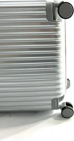 AATravel M Reiskoffer - Trolley ABS - Met Dubbele Wielen - 63 Cm - 66 Liter - Zilver -Bagageopslag 636x1200 1