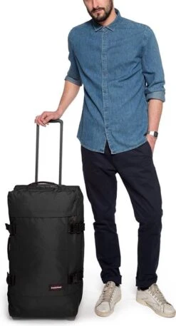 Eastpak TRANVERZ M Reiskoffer (67 X 35.5 X 30 Cm) - Black -Bagageopslag 649x1200 2