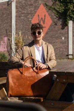 NEGOTIA Delta - Leren Weekendtas - Leren Reistas - Duffel Bag - 100% Luxe Top-Grain Leer - Bruin -Bagageopslag 800x1200 80