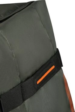 American Tourister Reistas Met Wielen - Urban Track Duffle/Wh L (Groot) Dark Khaki -Bagageopslag 808x1200 3